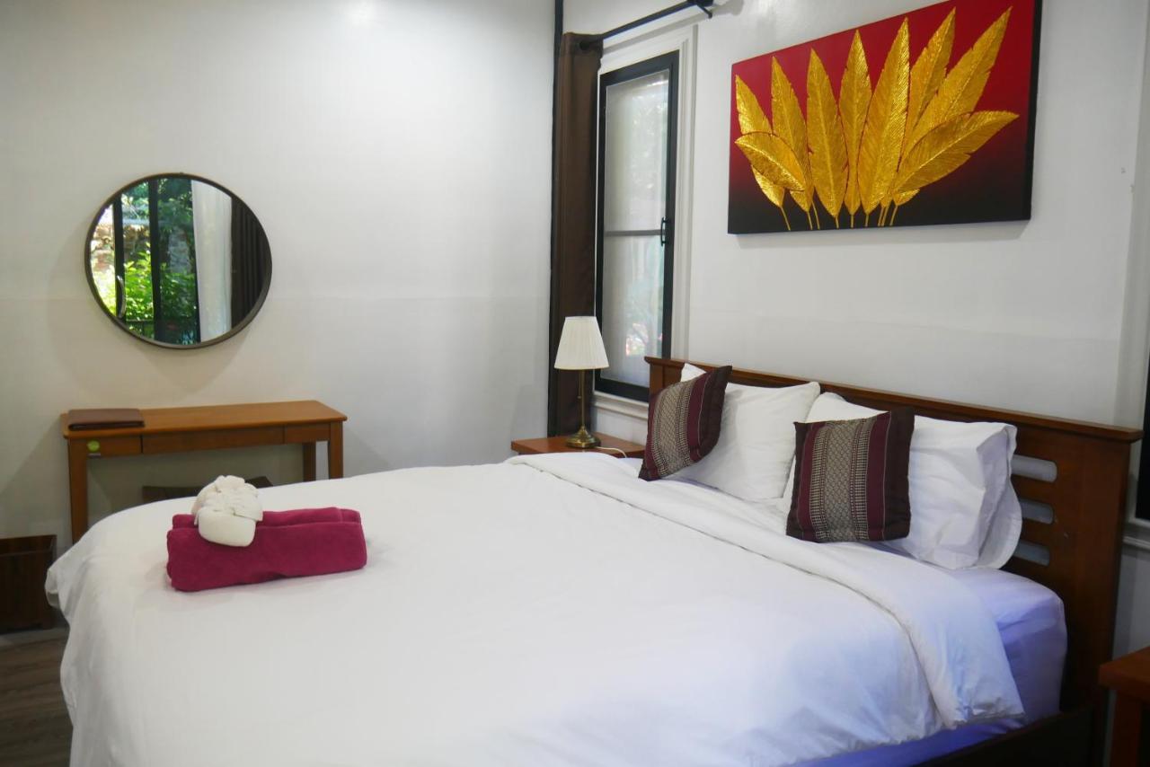 Big Elk Steak House - Homestay Trat Exterior photo