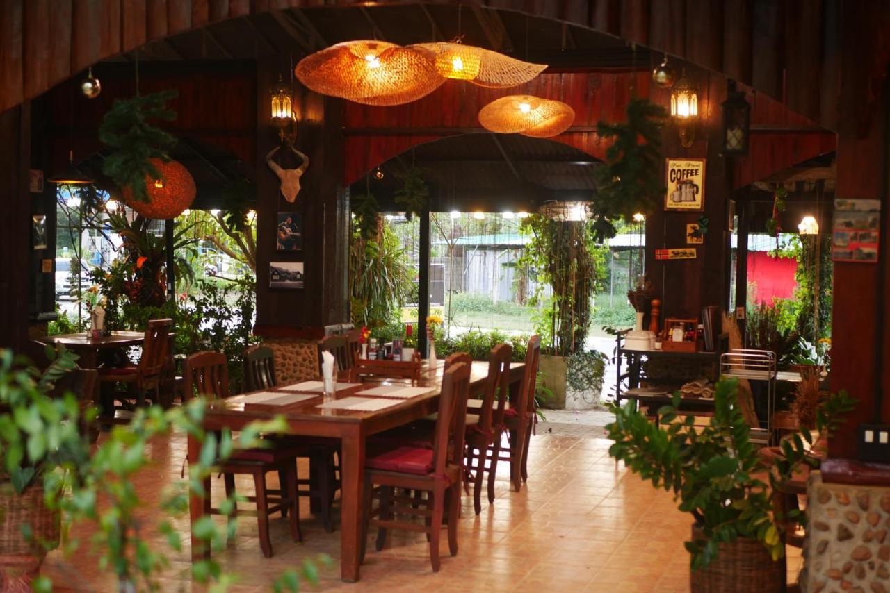 Big Elk Steak House - Homestay Trat Exterior photo